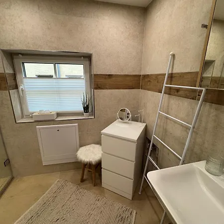 Apartment B-home